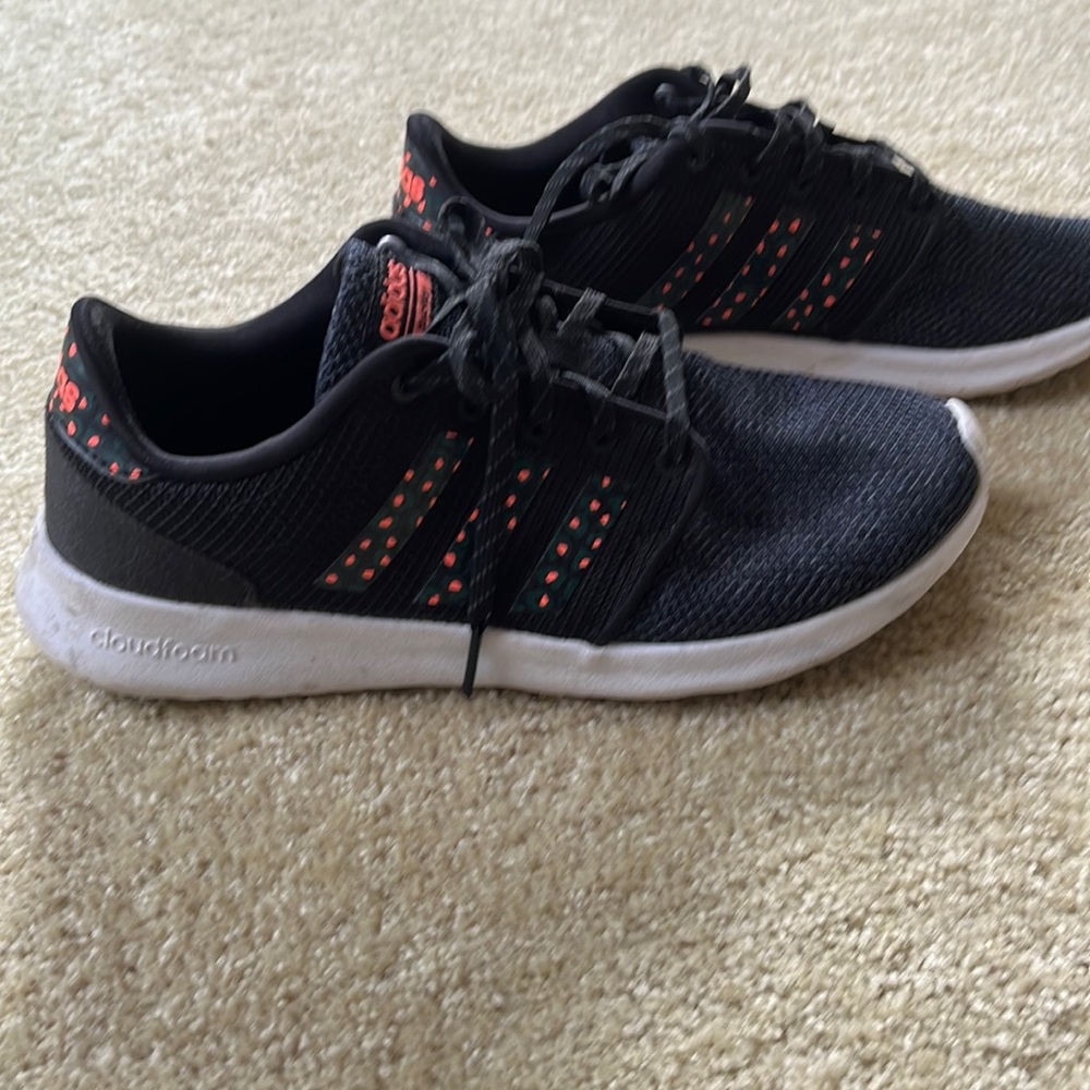 Gently Worn ladies adidas shoes. Black, orange, dark green. 9.5
